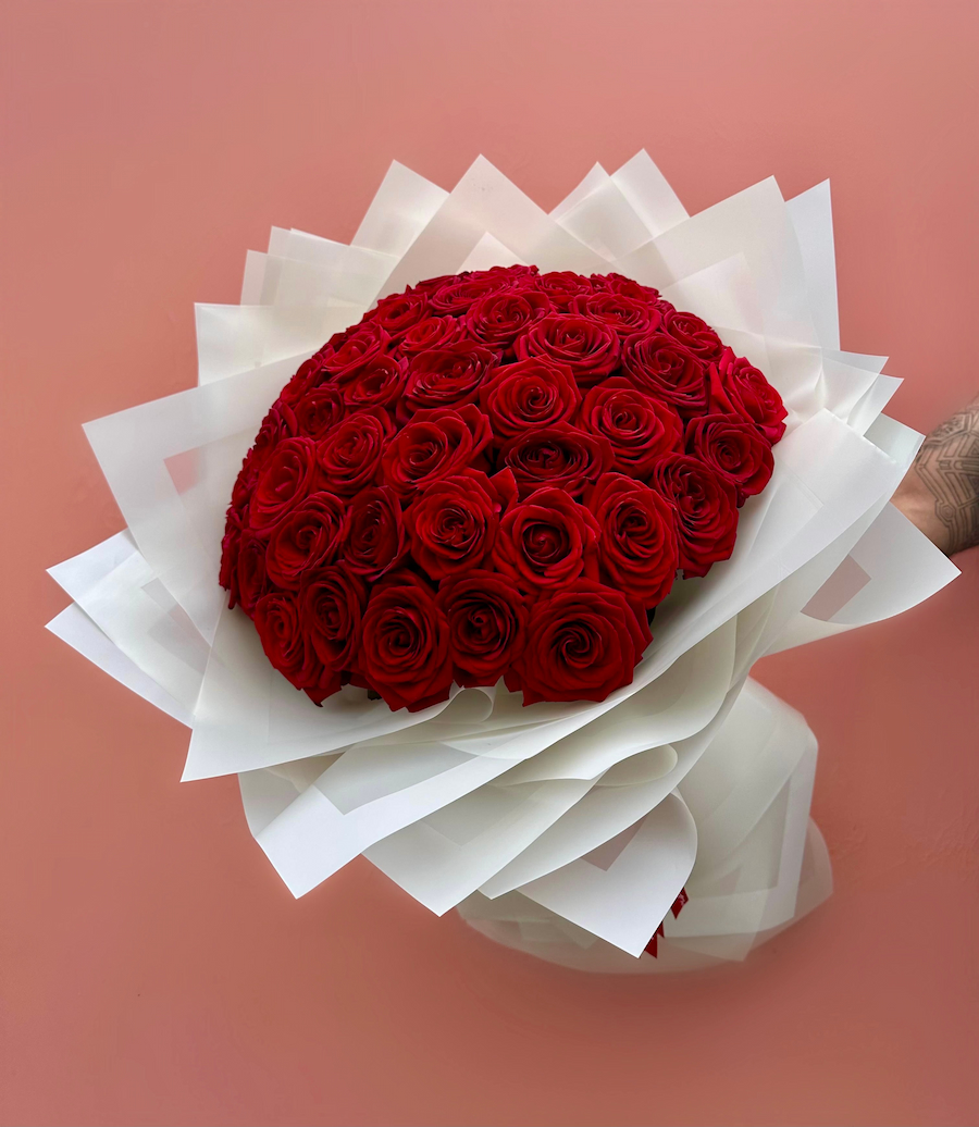 Forever Yours Özel Kırmızı Gül Buketi