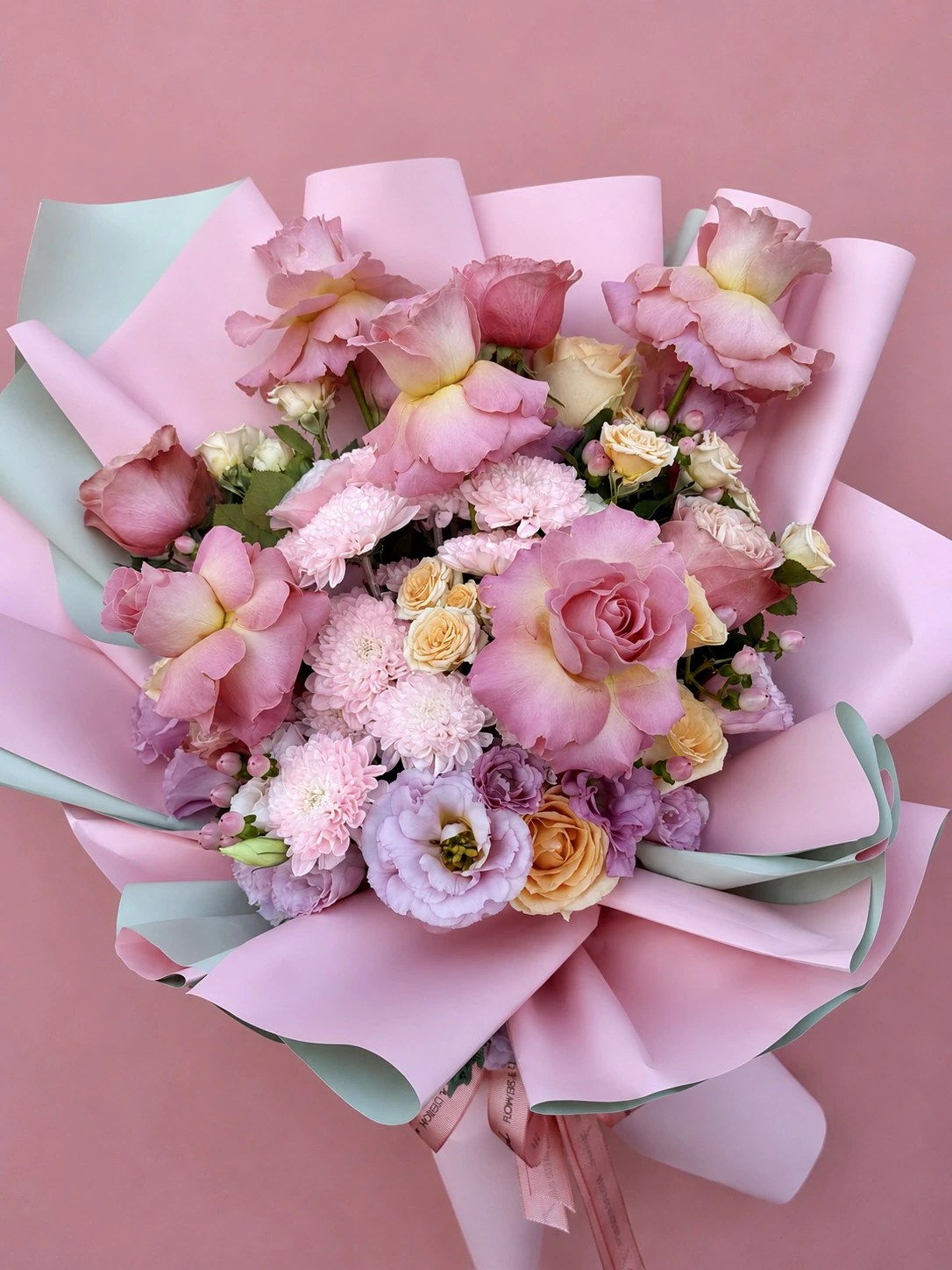 Blush Kiss Karışık Buket