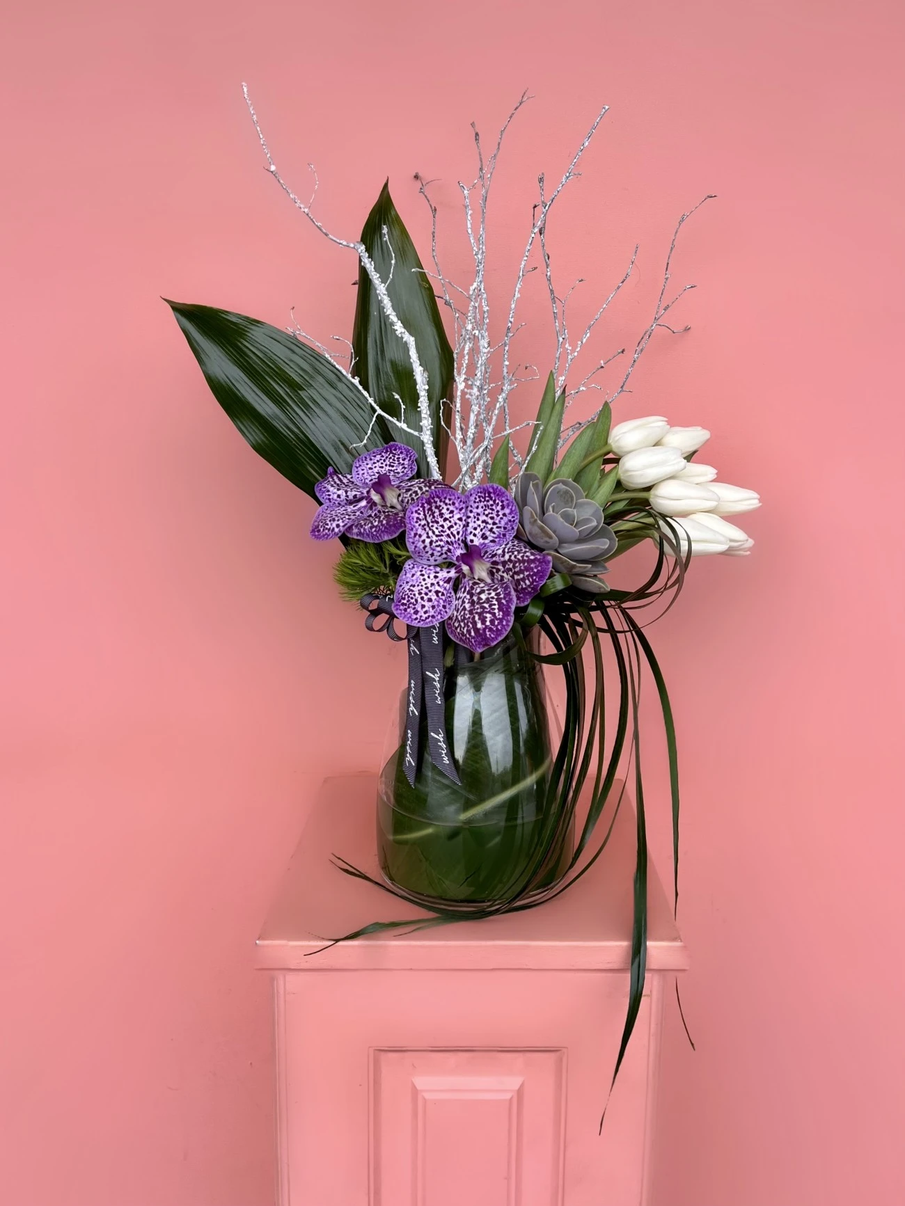 Vazoda Beyaz Laleler