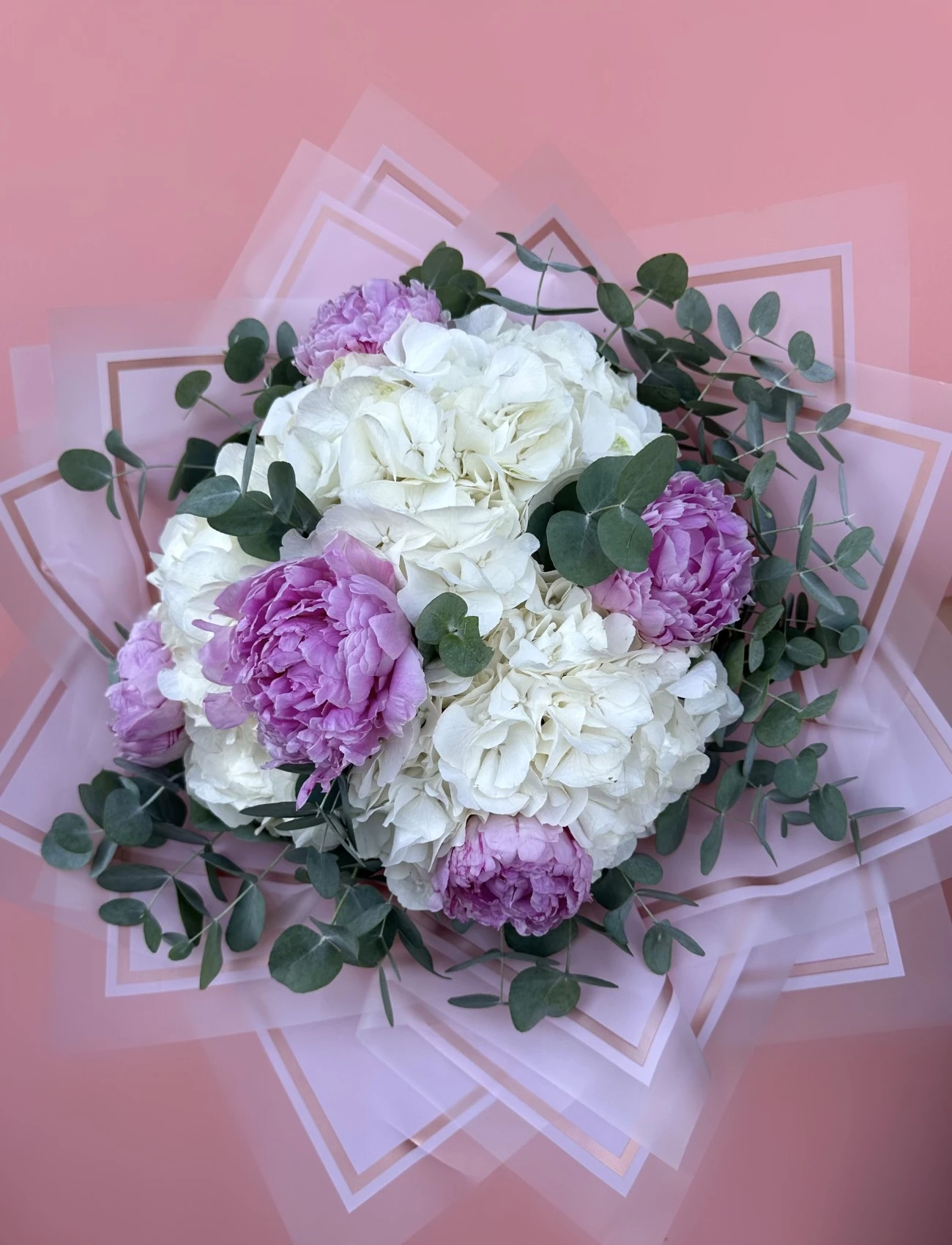 Beyaz Ortanca & Şakayık Buketi