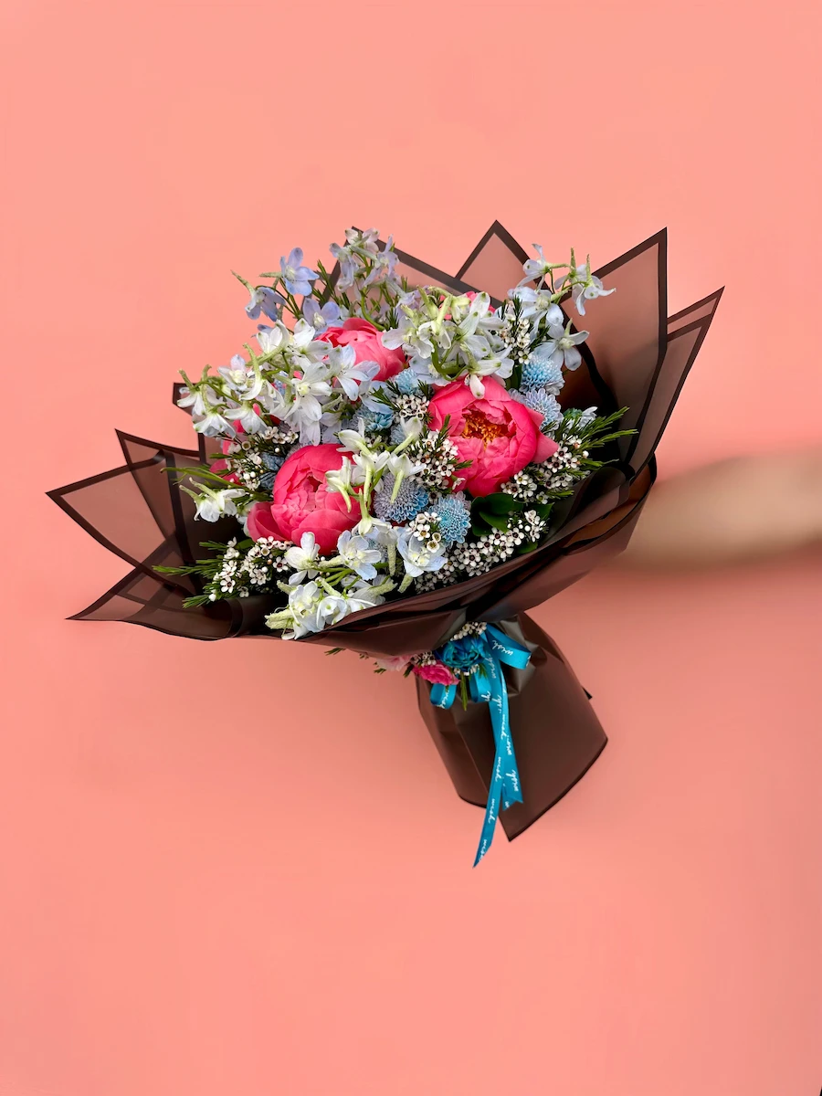 Bubble Gum Mercan Şakayık Buketi