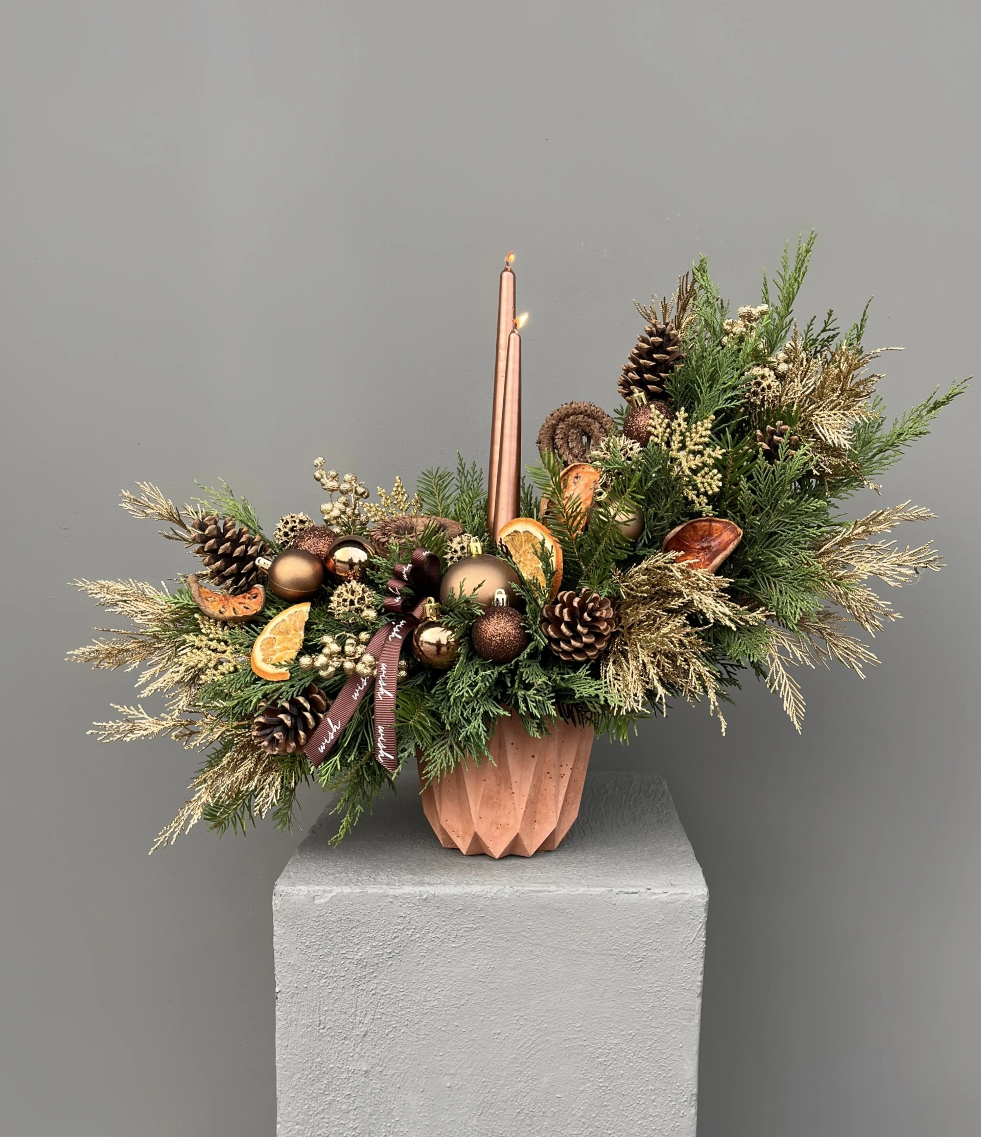 Gold Brown Mumlu Yılbaşı Aranjmanı