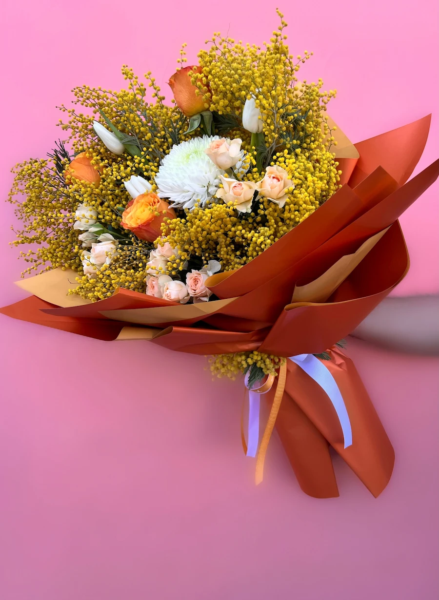 Mimosa Bloom Kadınlar Günü Buketi