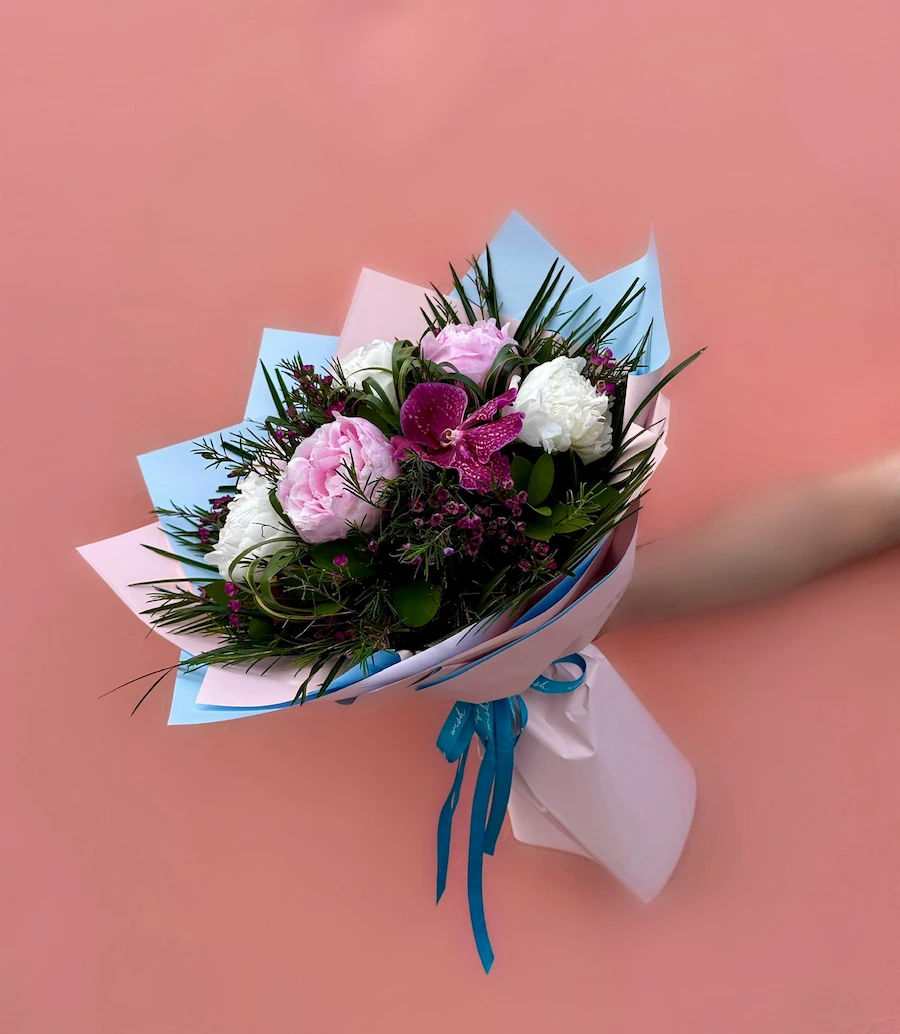 Beyaz & Pembe Şakayık Buketi